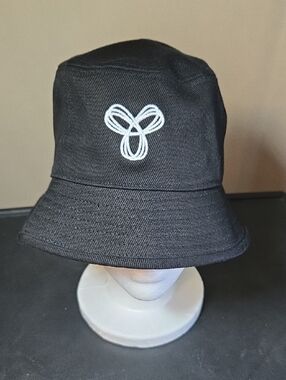TNA HOWELSON COTTON BUCKET HAT NWT S/M